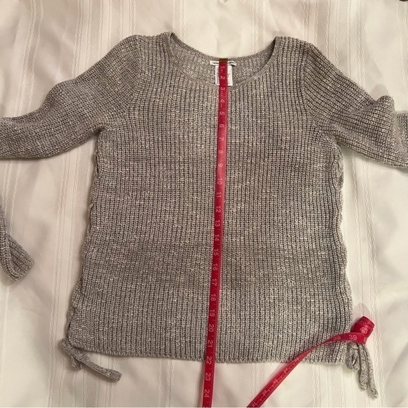 $5 ADD ON with $15+ Bundle American Eagle Outfitters sweater Lace-up Sz S EUC - Picture 8 of 9